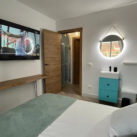 Boutique Penthouse Sea View Лос Кристианос