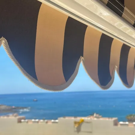 Boutique Penthouse Sea View Apartment Los Cristianos (Tenerife)