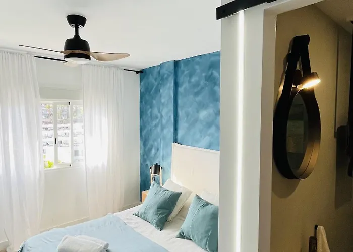 Boutique Penthouse Sea View アパート *