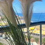 Boutique Penthouse Sea View *