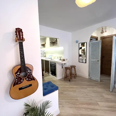 Boutique Penthouse Sea View شقة