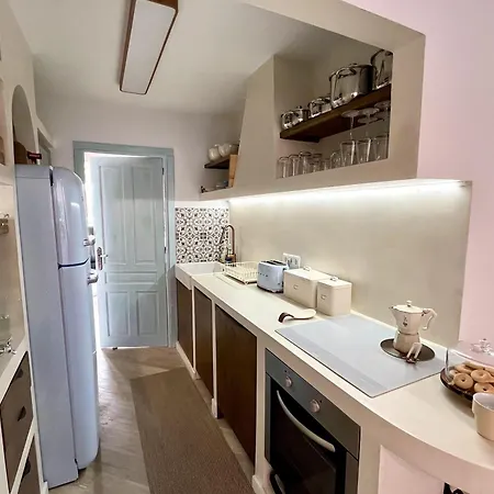 Boutique Penthouse Sea View شقة