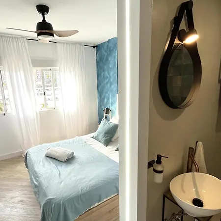 شقة Boutique Penthouse Sea View لوس كريستيانوس